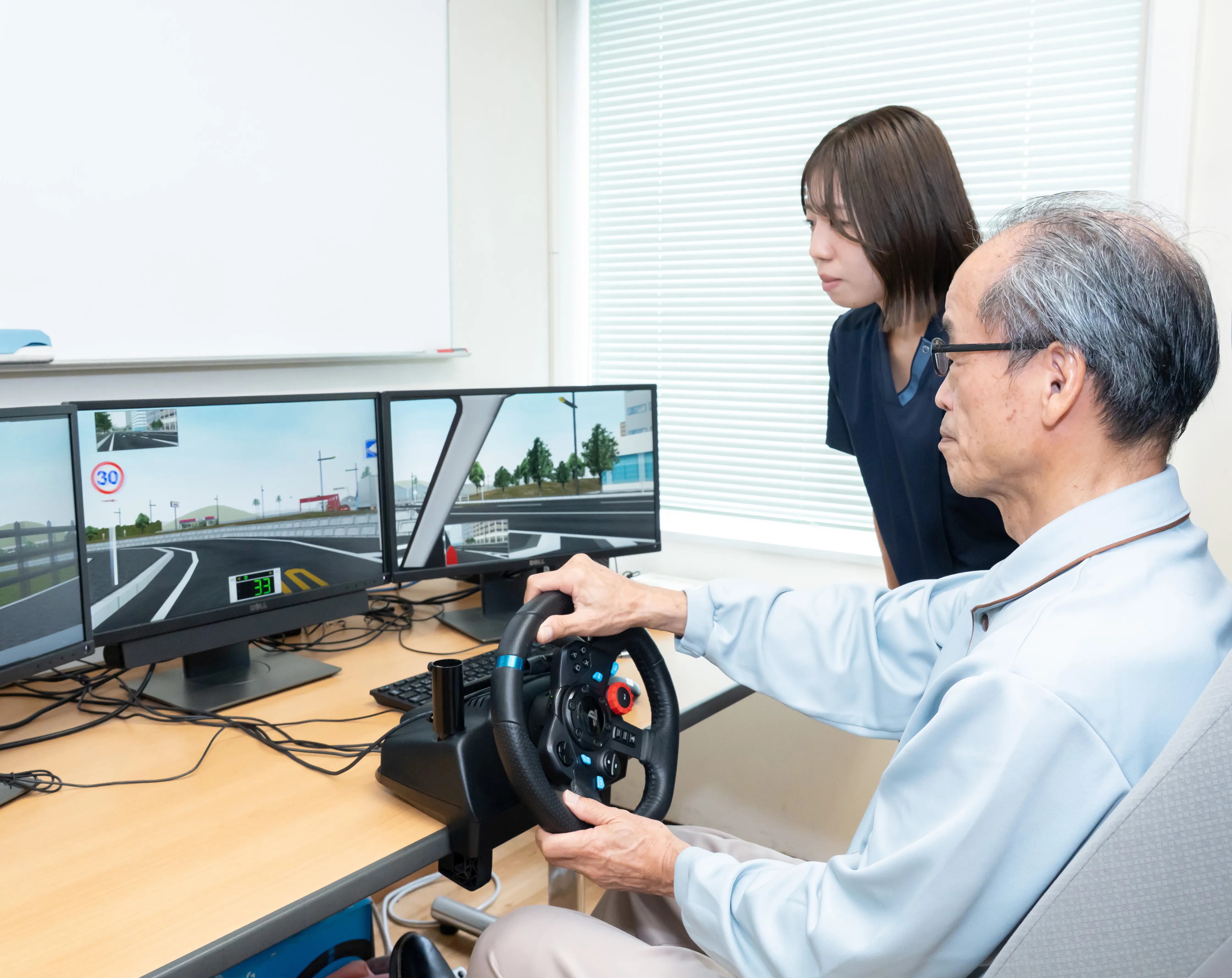 簡易自動車運転シミュレーターSiDs(シーディス)